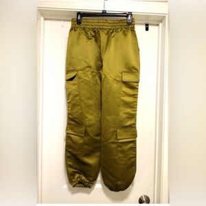 Almost Famous Satin Cargo Pants Olive green